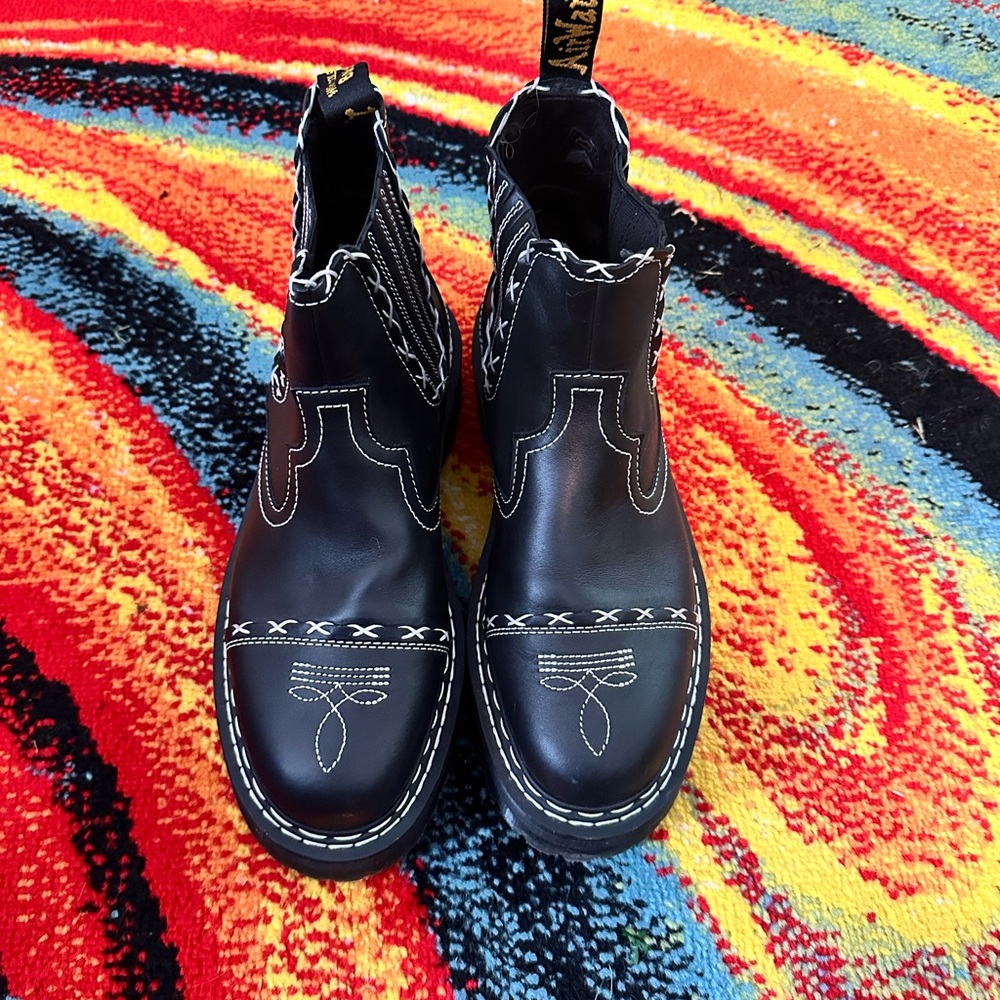 Dr. Martens Black Leather Boots Classic Style